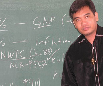 Me giving the national situation in Baguio City (29 March 2003)